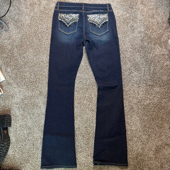EUC Miss Me Size 30 Boot Cut Dark Wash Blue Jean Jewel And Sequin Pockets Casual - Picture 4 of 10